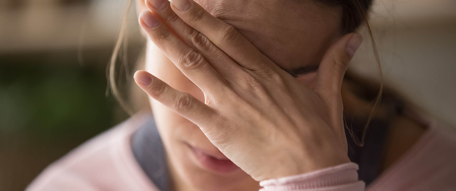 cosa-e-il-disturbo-ossessivo-compulsivo persona con ossessioni e compulsioni